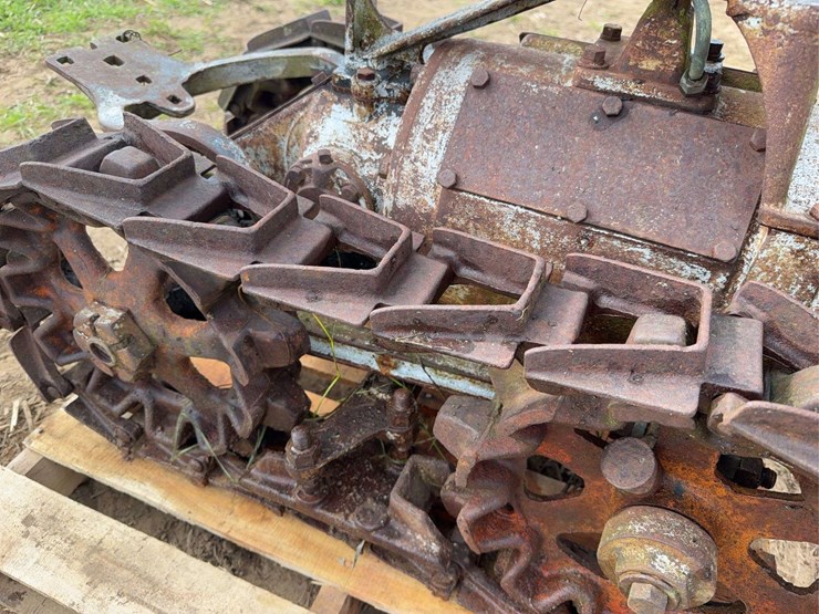 vaughan-flex-tred-garden-tractor-image-14