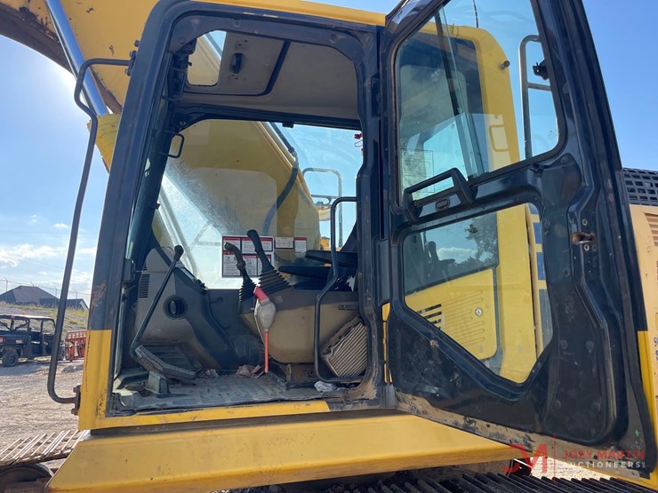 2014-komatsu-pc240-lc-10-image-18