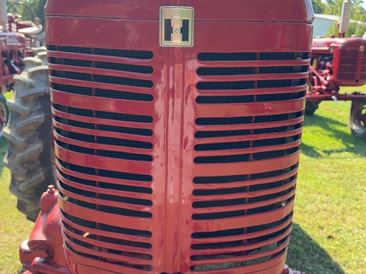 1947-farmall-av-image-9