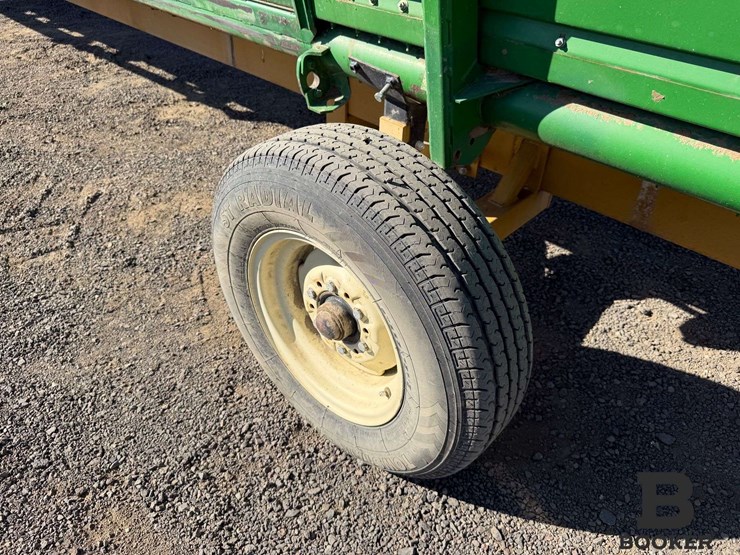 2011-john-deere-630r-platform-header-image-31