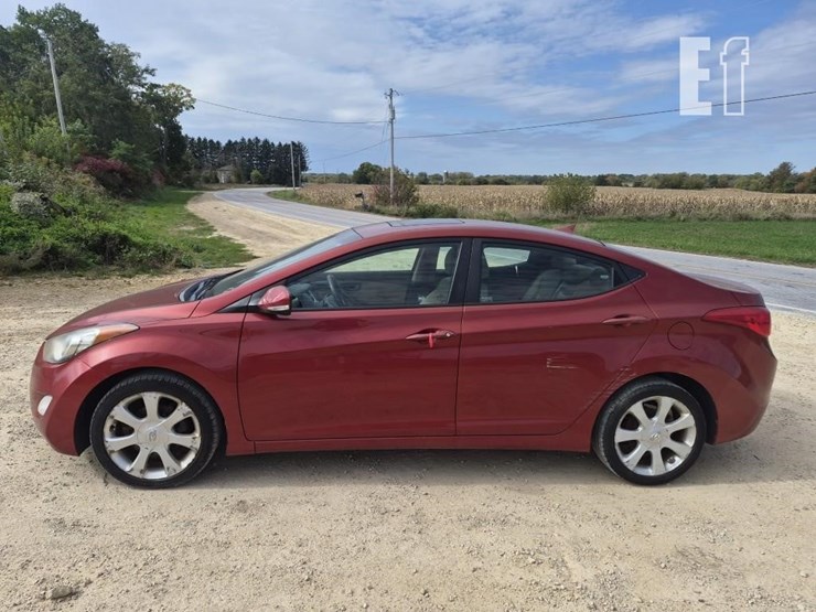 2011-hyundai-elantra-image-9