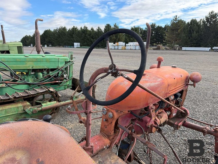 international-harvester-farmall-cub-tractor---non-running-image-15