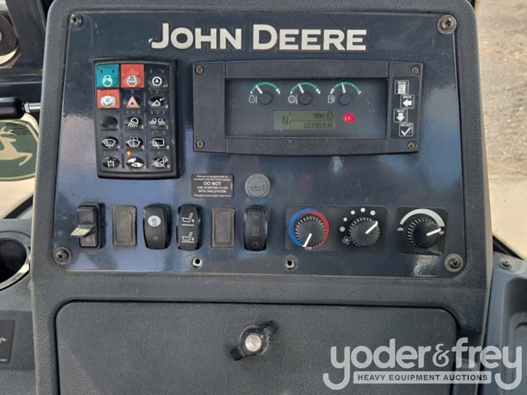 2015-deere-310sk-image-64