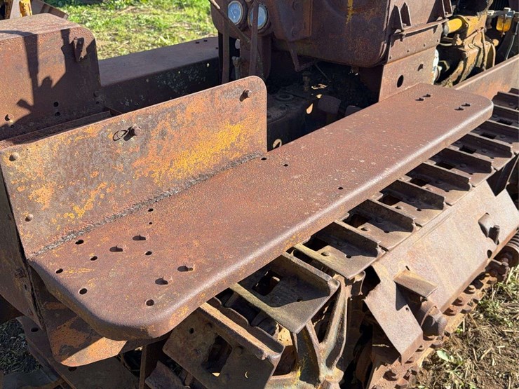 caterpillar-twenty-two-image-22