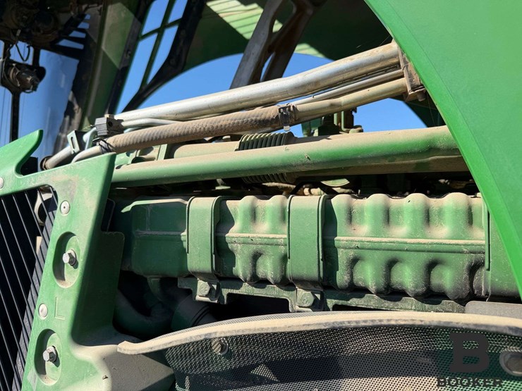 2011-john-deere-8360r-tractor-image-98