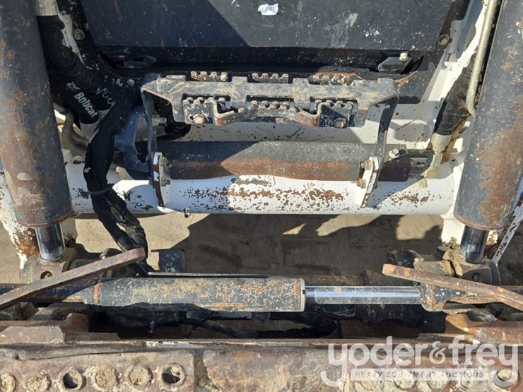 2021-bobcat-t66-image-26