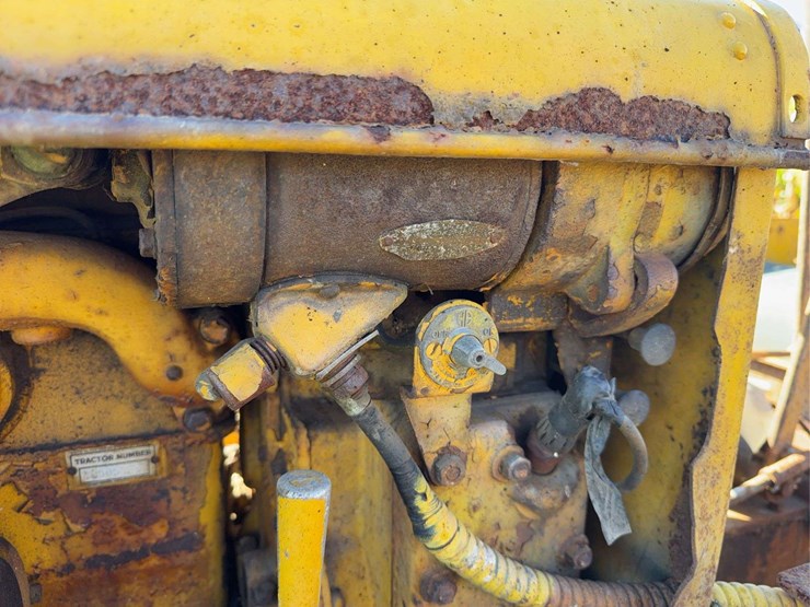 caterpillar-d2-image-44