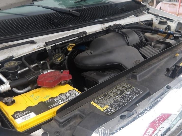 2016-ford-e450-image-9