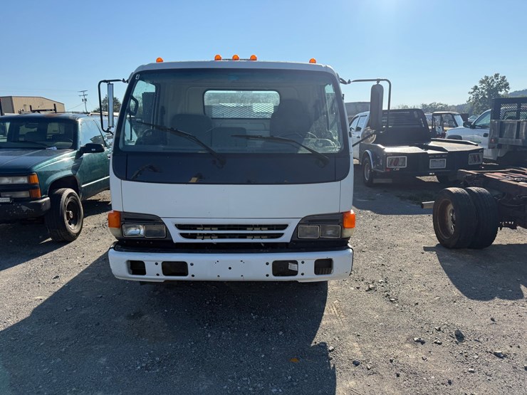 2003-gmc-w3500-image-2