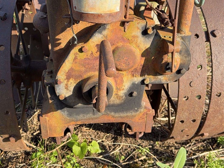centaur-tractor-image-8