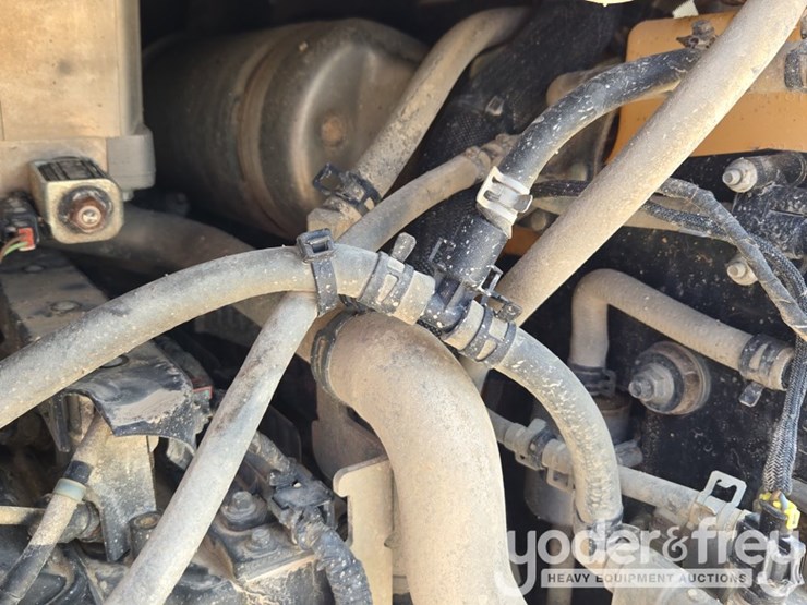 2021-bobcat-t66-image-41