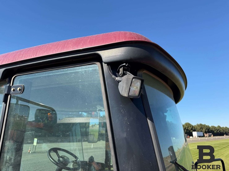 2016-macdon-m155e4-windrower-image-72