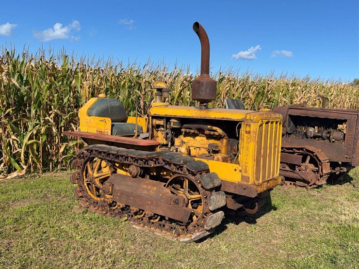 caterpillar-d2-image-1