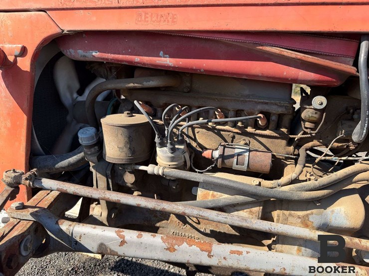 1964-massey-ferguson-35-tractor-image-25
