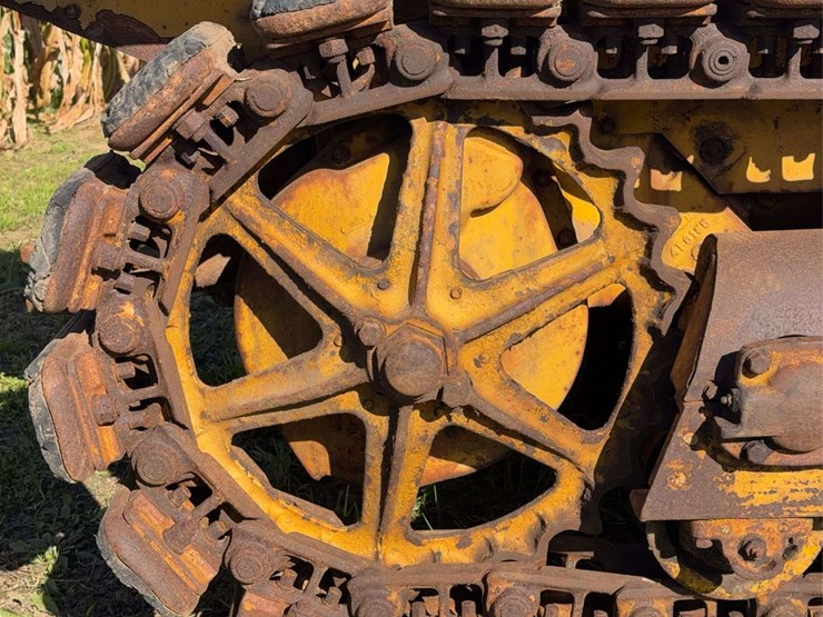 caterpillar-d2-image-32