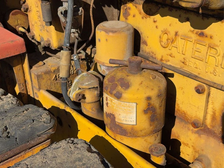 caterpillar-d2-image-17