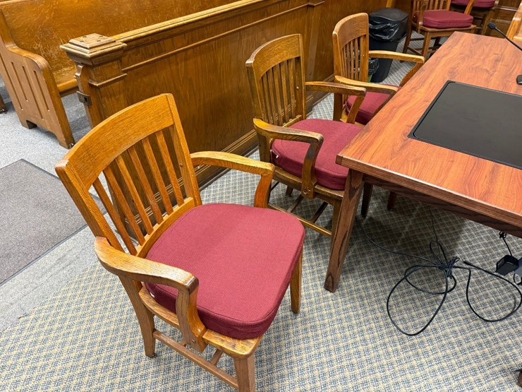 #46846-•-lot-of-(15)-wooden-arm-chairs-inv#46846-image-3