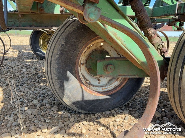 john-deere-60-image-23