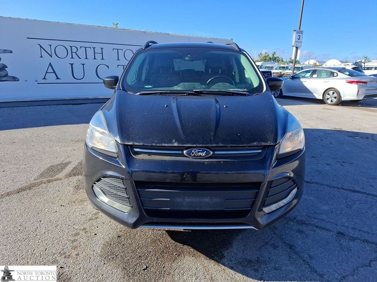 2016-ford-escape-se-4wd-image-2
