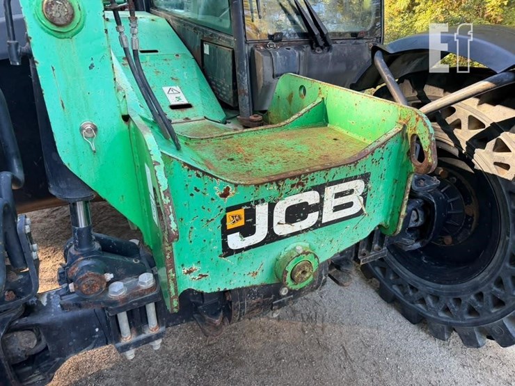 2018-jcb-509-42-image-29