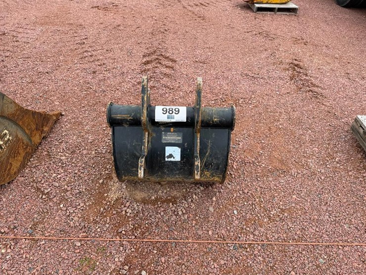 john-deere-24-image-4