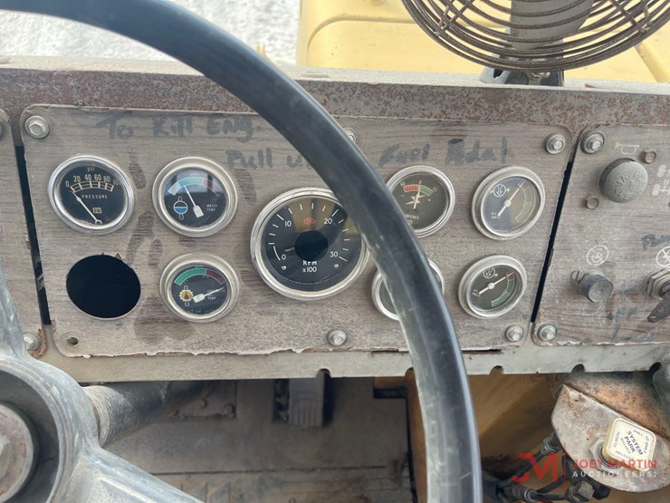 caterpillar-d35c-image-23