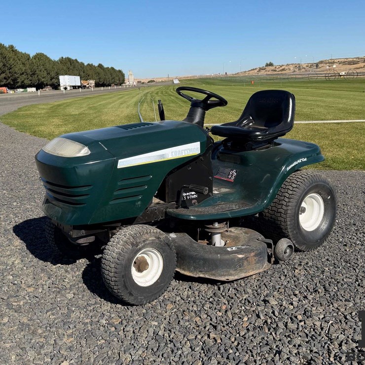 Craftsman Riding Lawn Mower