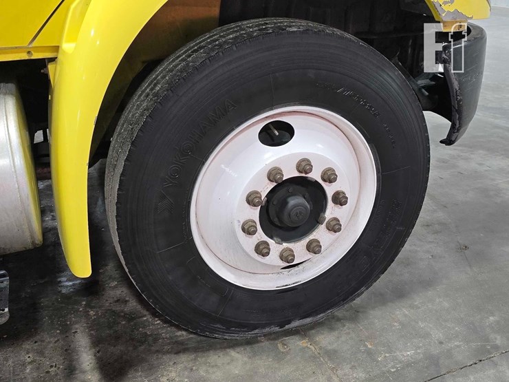 2010-international-durastar-4300-image-21