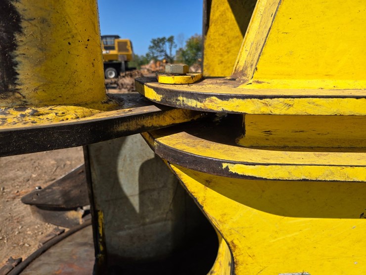 2019-john-deere-6-image-82