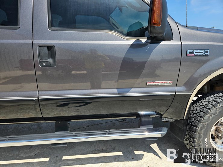 2004-ford-f250-super-duty-4x4-crew-cab-pickup-image-14