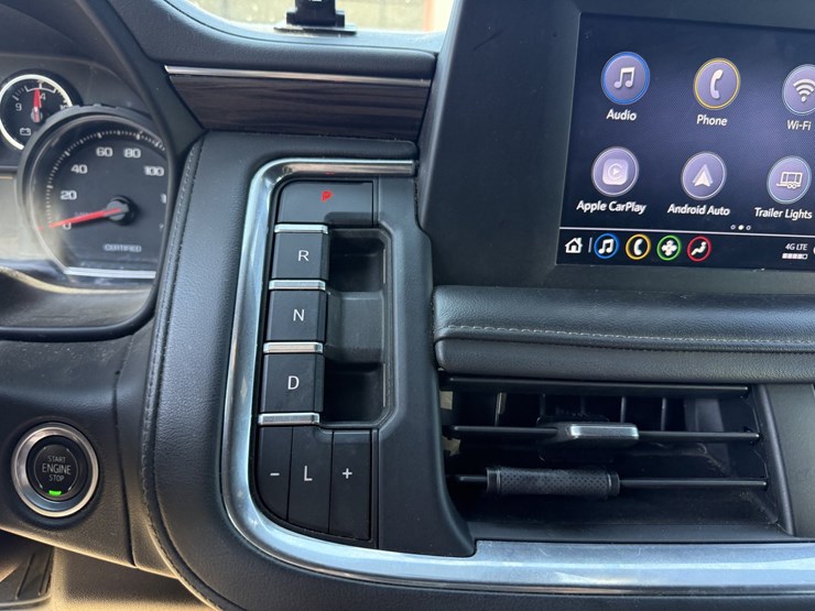 2021-chevrolet-tahoe-image-25