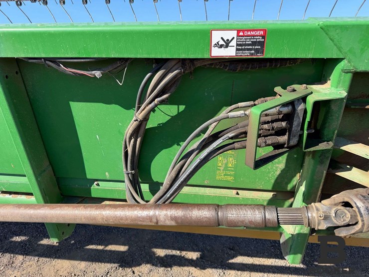 2011-john-deere-630r-platform-header-image-25