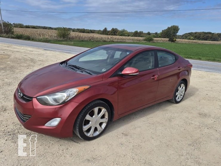 2011-hyundai-elantra-image-1