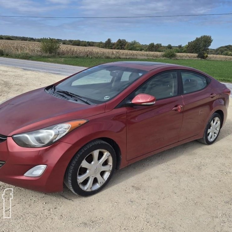 2011 HYUNDAI ELANTRA