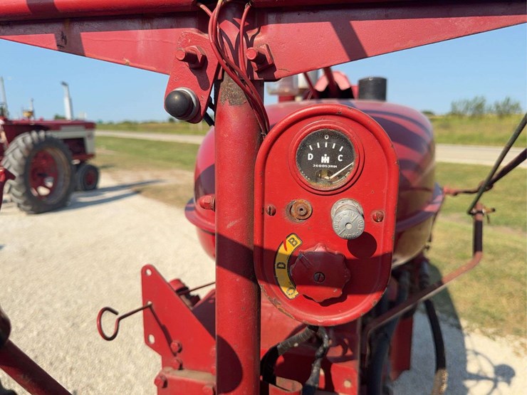 farmall-super-mta-image-39
