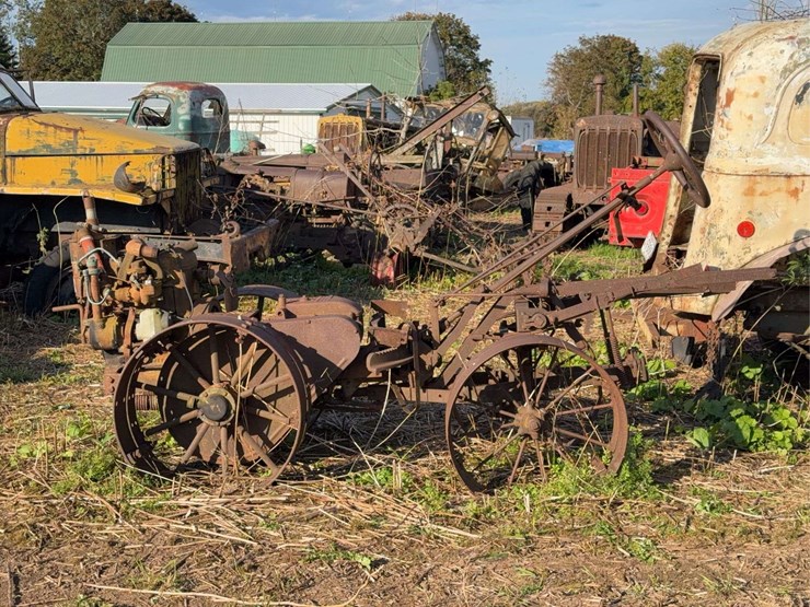 centaur-tractor-image-2