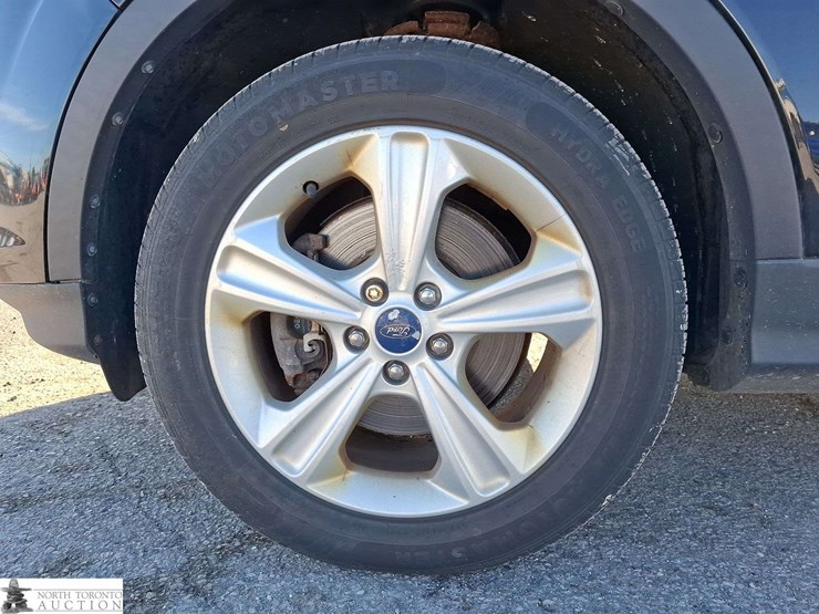 2016-ford-escape-se-4wd-image-16