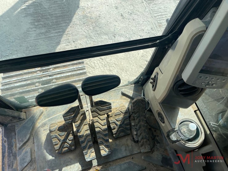 2013-caterpillar-320el-image-26