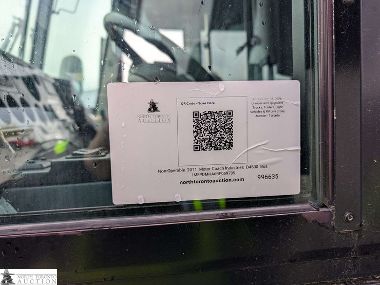 non-operable-2011-motor-coach-industries-d4500-t/a-55-passenger-bus-image-16