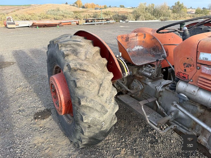 1972-massey-ferguson-135-tractor---non-running-image-11