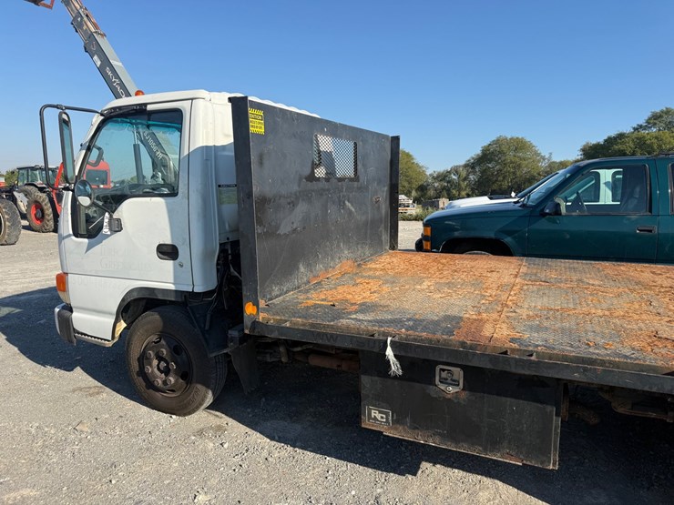 2003-gmc-w3500-image-8