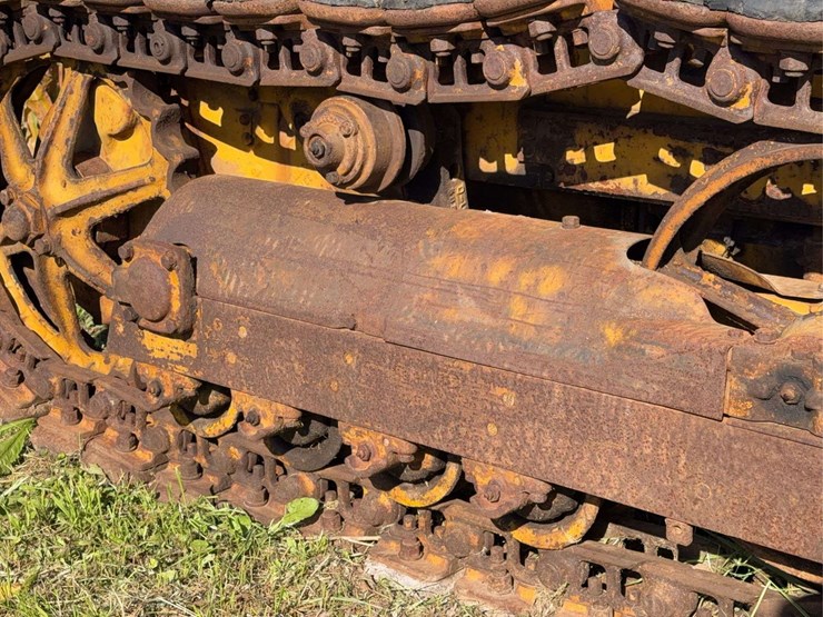 caterpillar-d2-image-31