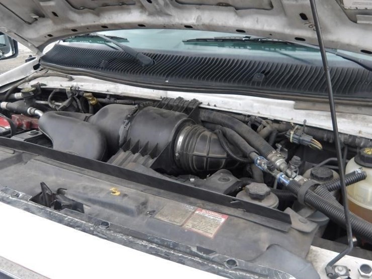 2017-ford-e450-image-9