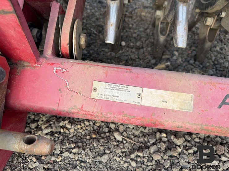 toro-687-3pt-aerator---city-of-richland-surplus-image-8
