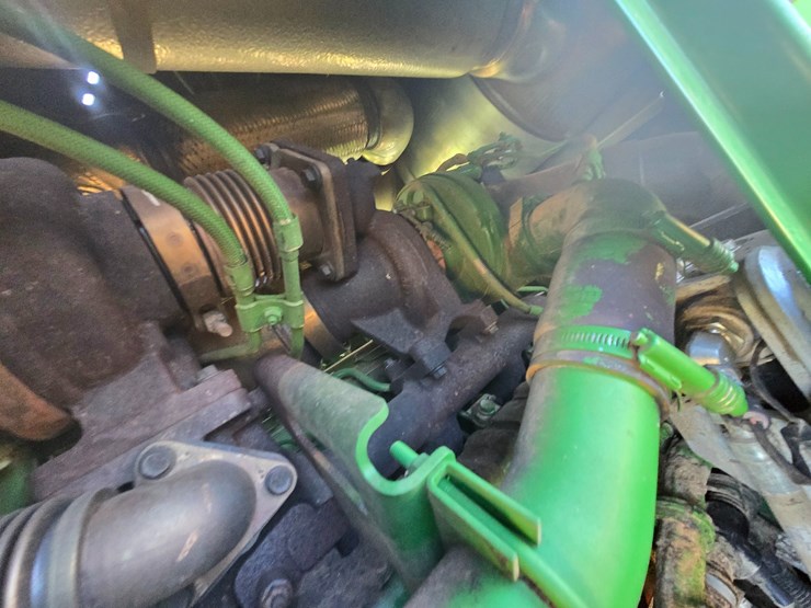 2019-john-deere-6-image-35