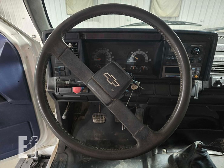 1994-chevrolet-c70-image-10