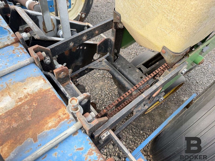 almaco-ak4rpp-corn-planter-image-16