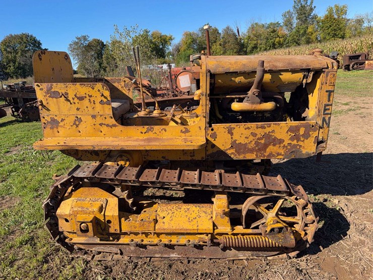 caterpillar-ten-high-clear-image-2