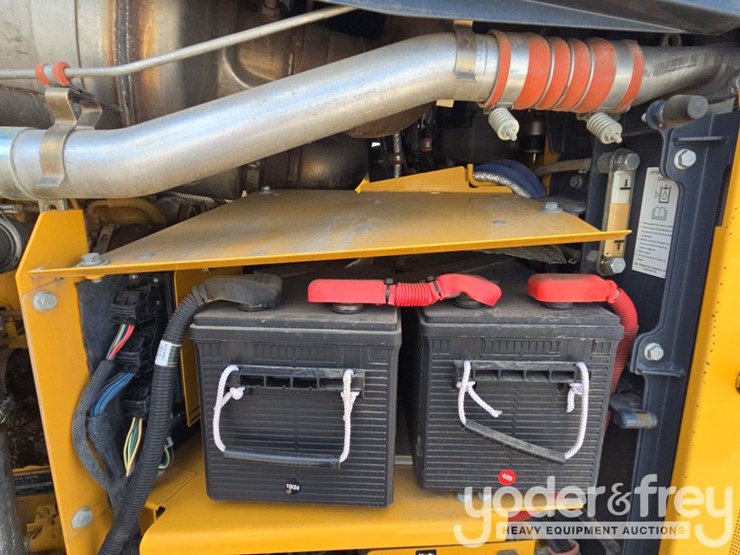 2020-deere-770gp-image-48