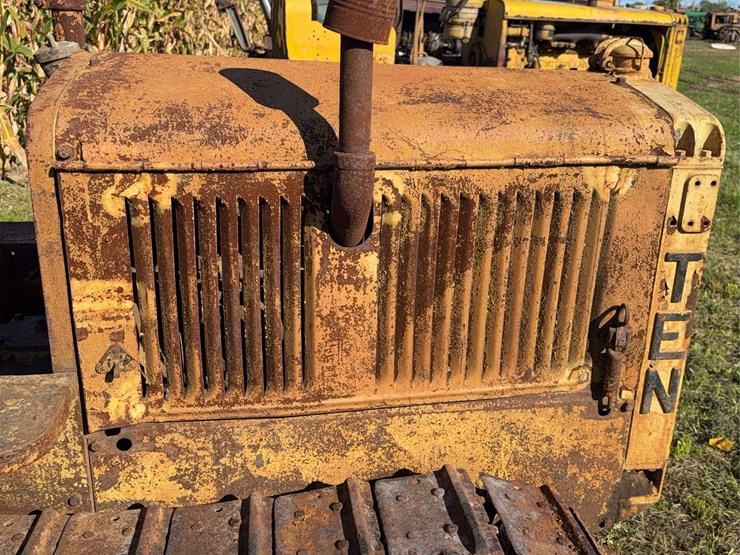 caterpillar-ten-image-13